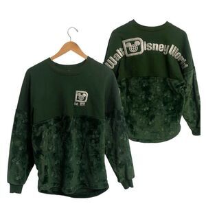 NWOT Disney World Parks Spirit Jersey Velour Micky Mouse Embossed, Small G41